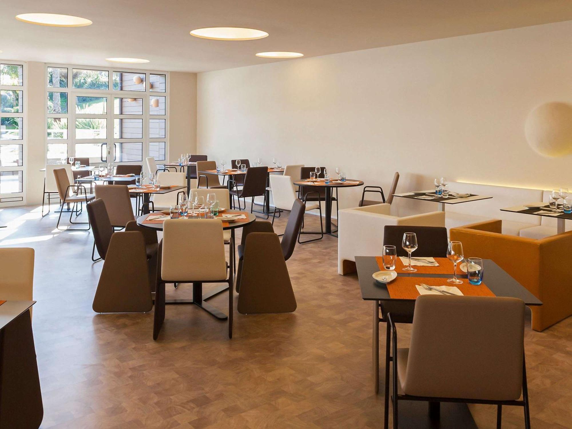 Novotel שטובל מראה חיצוני תמונה